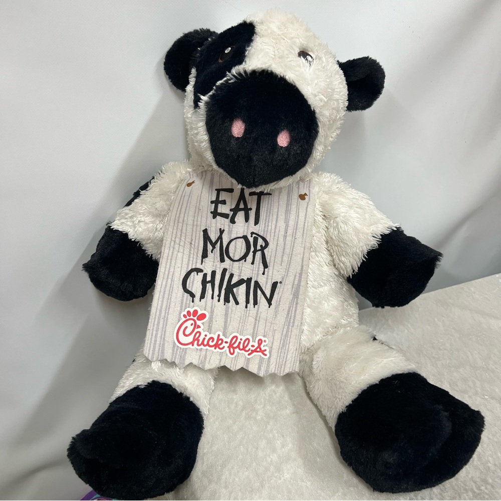 Chick-fil-A Plush Cow Heifer Stuffed Animal Eat Mor Chikin Sign Toy 19”